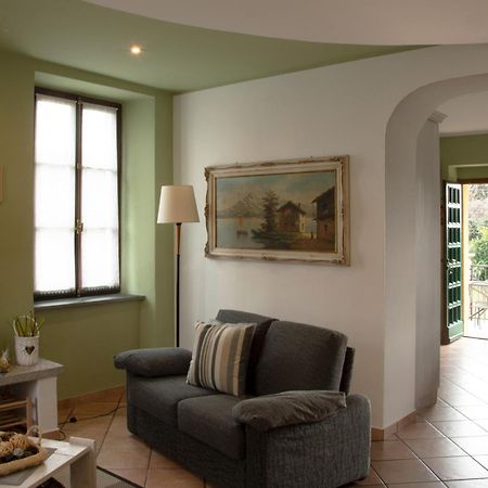 Tinas Yellow Home Leggiuno Bagian luar foto