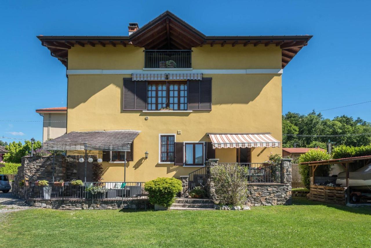 Tinas Yellow Home Leggiuno Bagian luar foto