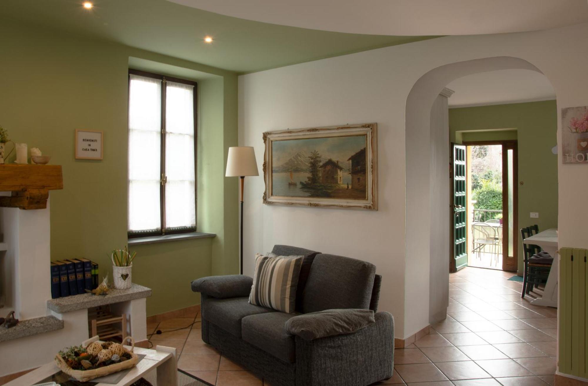 Tinas Yellow Home Leggiuno Bagian luar foto